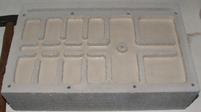 07 d Nest mit Gipsboden und Dübeln.JPG