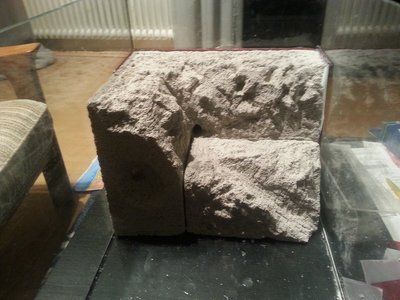 Das sieht schonmal nach Nest aus / 20150911_222547.jpg 20150911_222547.jpg